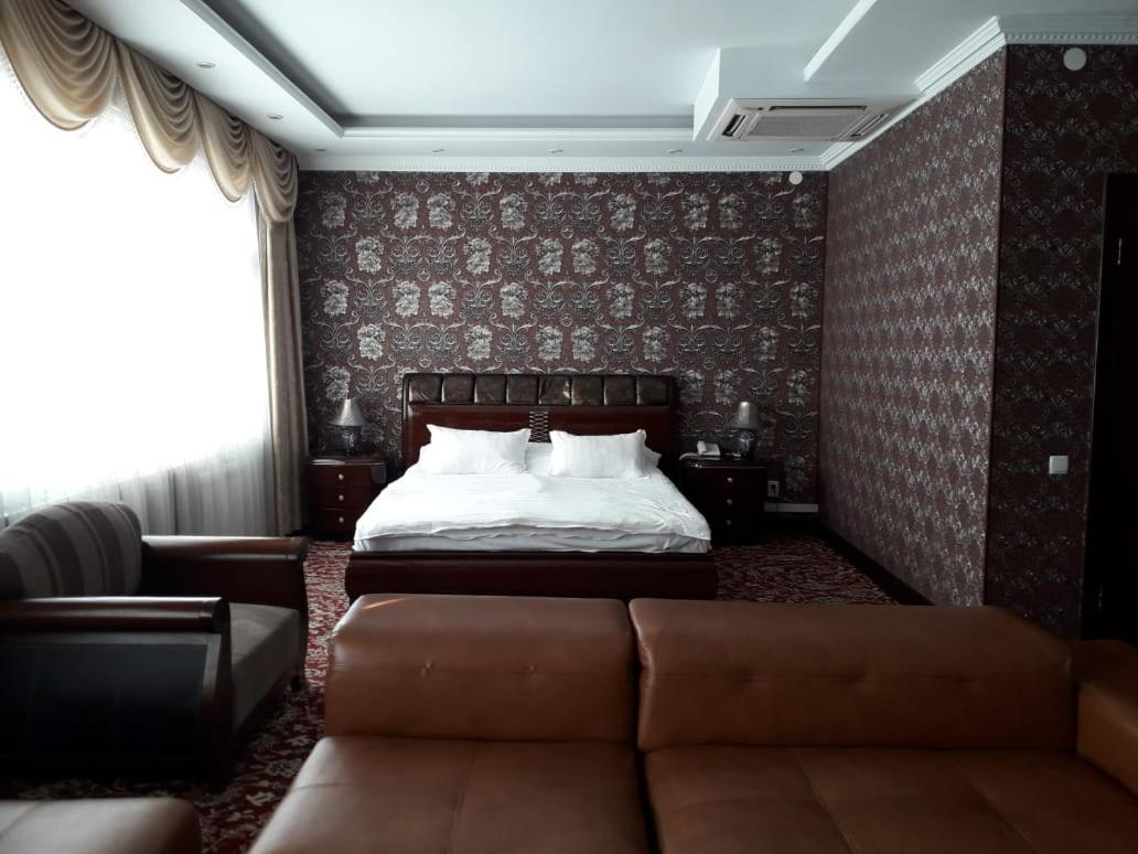 Seoul Hotel Shymkent Bilik gambar