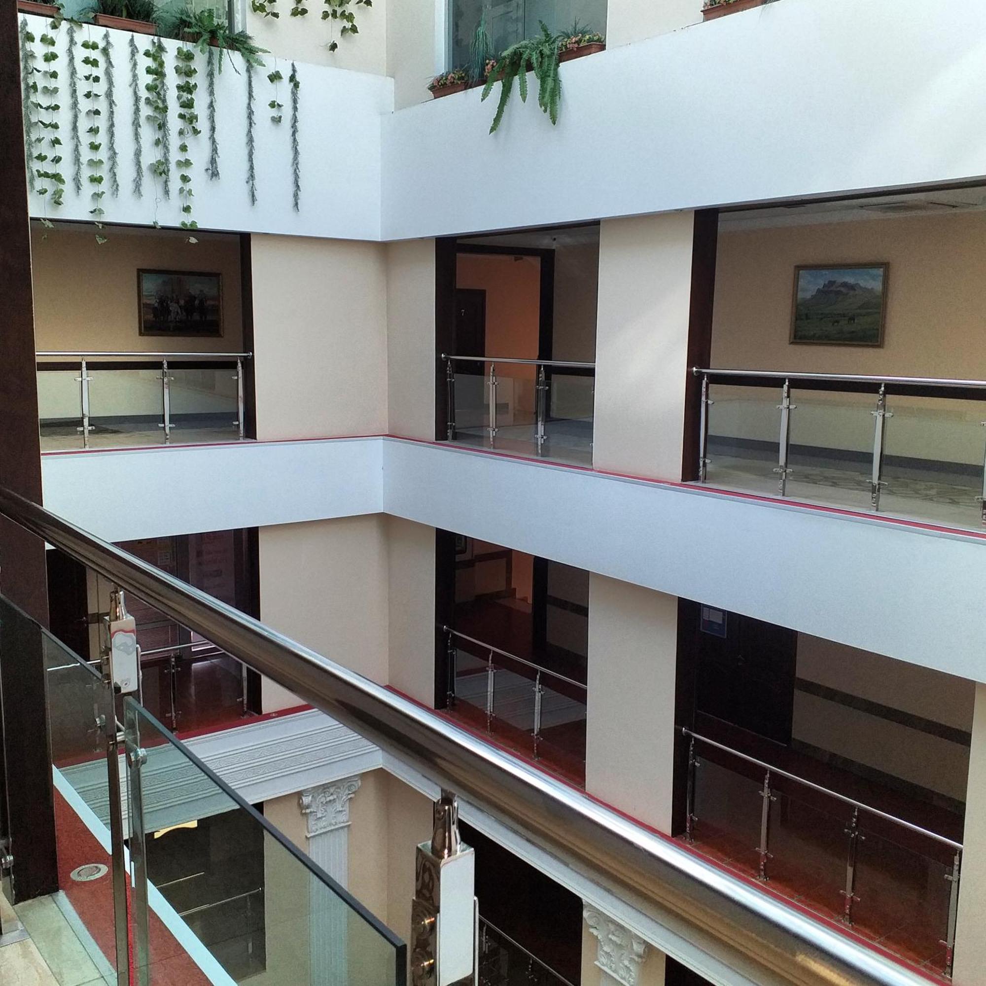 Seoul Hotel Shymkent Bilik gambar